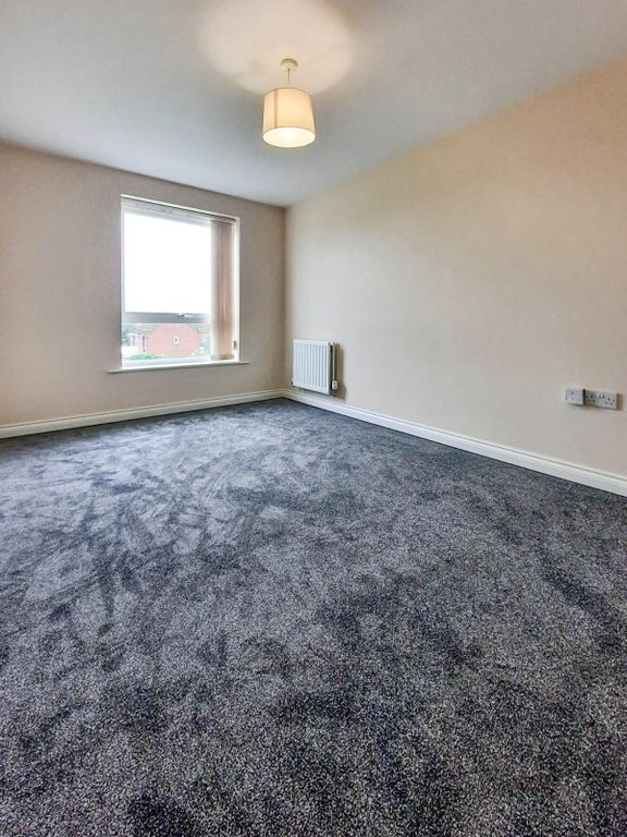Additional image 5 of 2 bed flat to rentBlacon Point Road, Blacon, Chester, Cheshire CH1