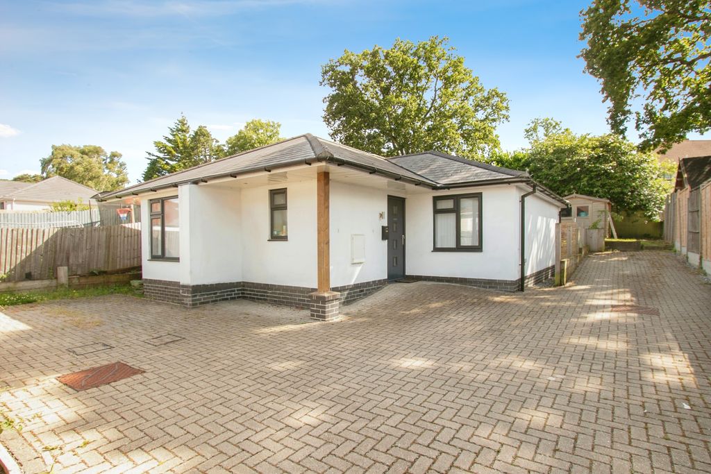 Property photo 1 of 18 Front