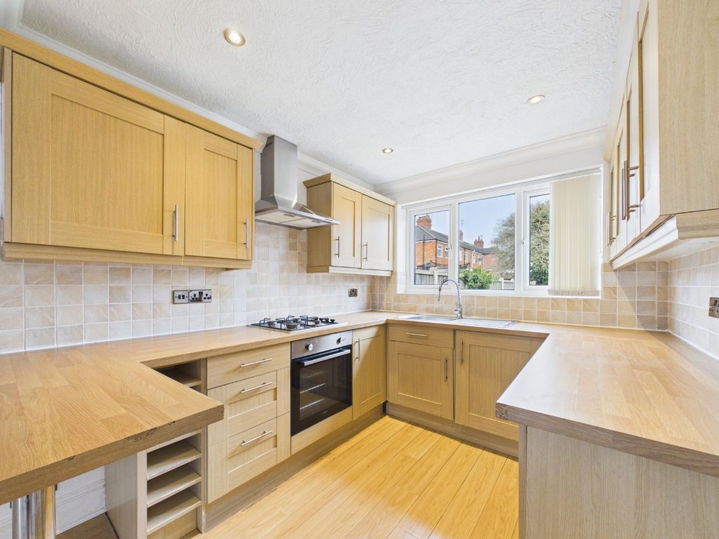 Property photo 2 of 14 4934545