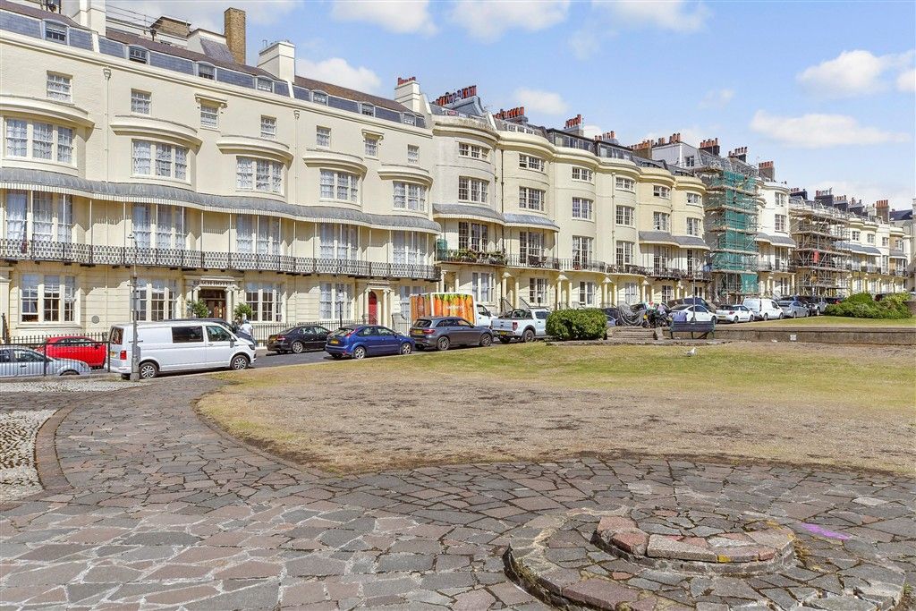 Property photo 2 of 9 Surrounding Area