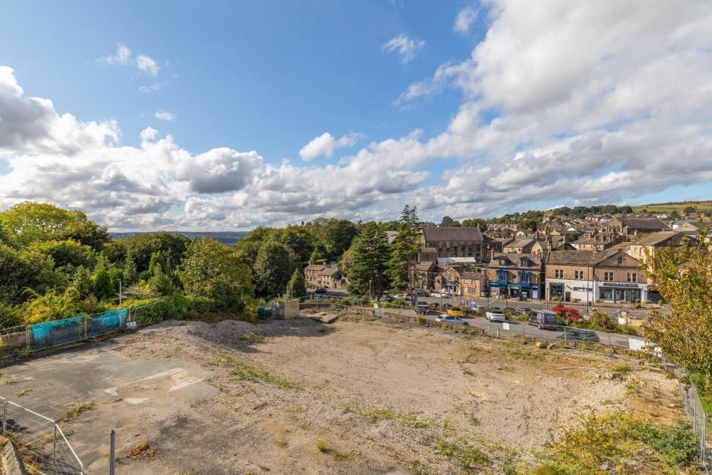 Property photo 1 of 2