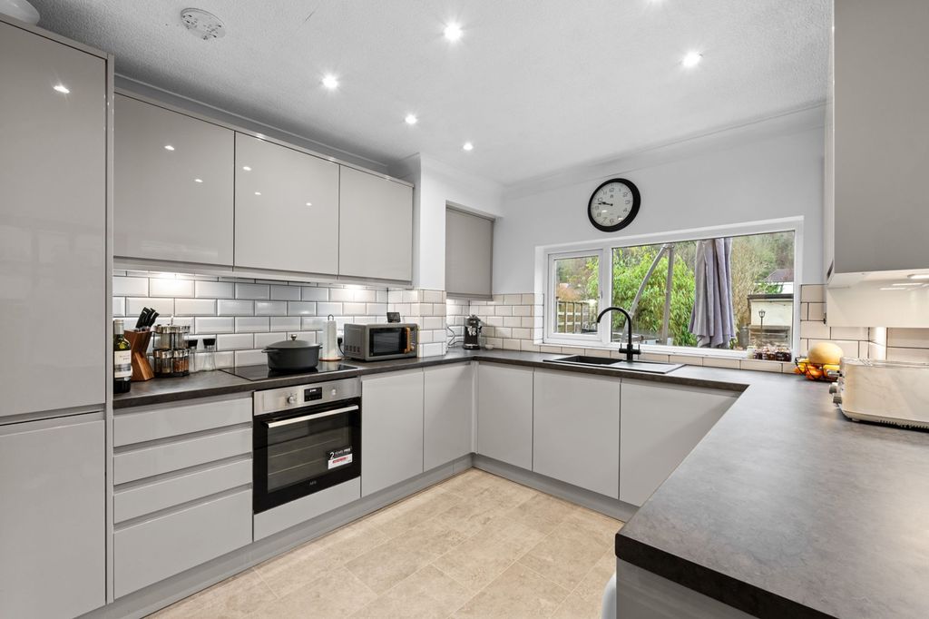 Property photo 1 of 28 Kitchen