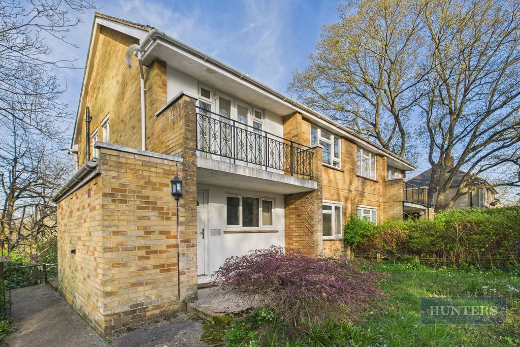 Property photo 1 of 12 Cam05152G0-Pr0062-Still016.Jpg