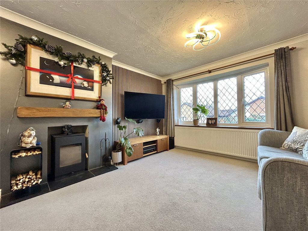 Property photo 2 of 21 Picture No. 30