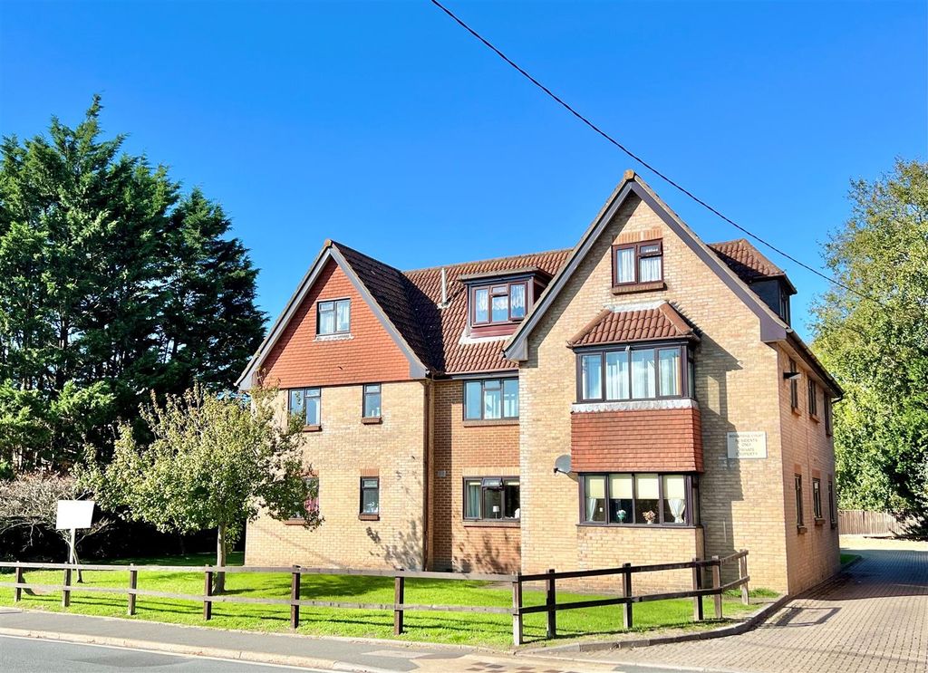 Property photo 1 of 11