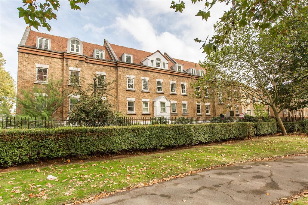 Property photo 1 of 6 Beatrice House