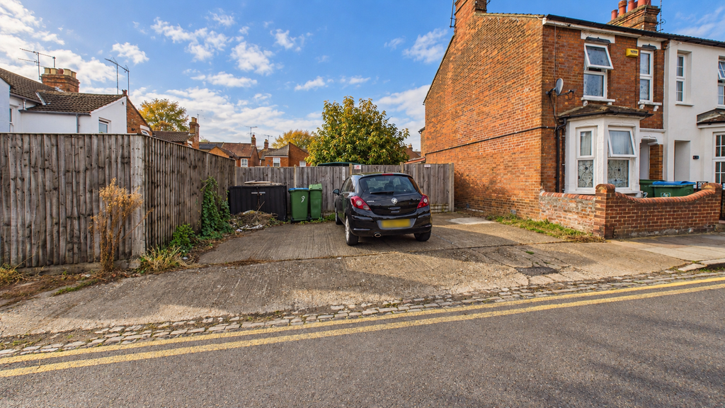 Property photo 2 of 10 9 Qp Parking Edit