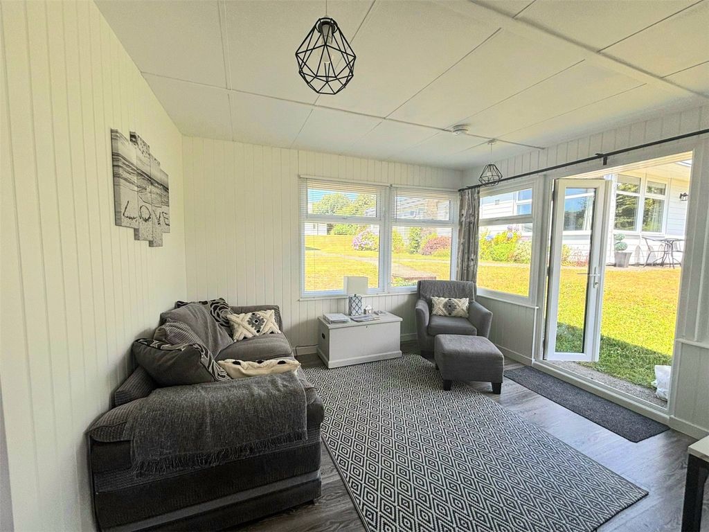 Property photo 2 of 10 Picture No. 44