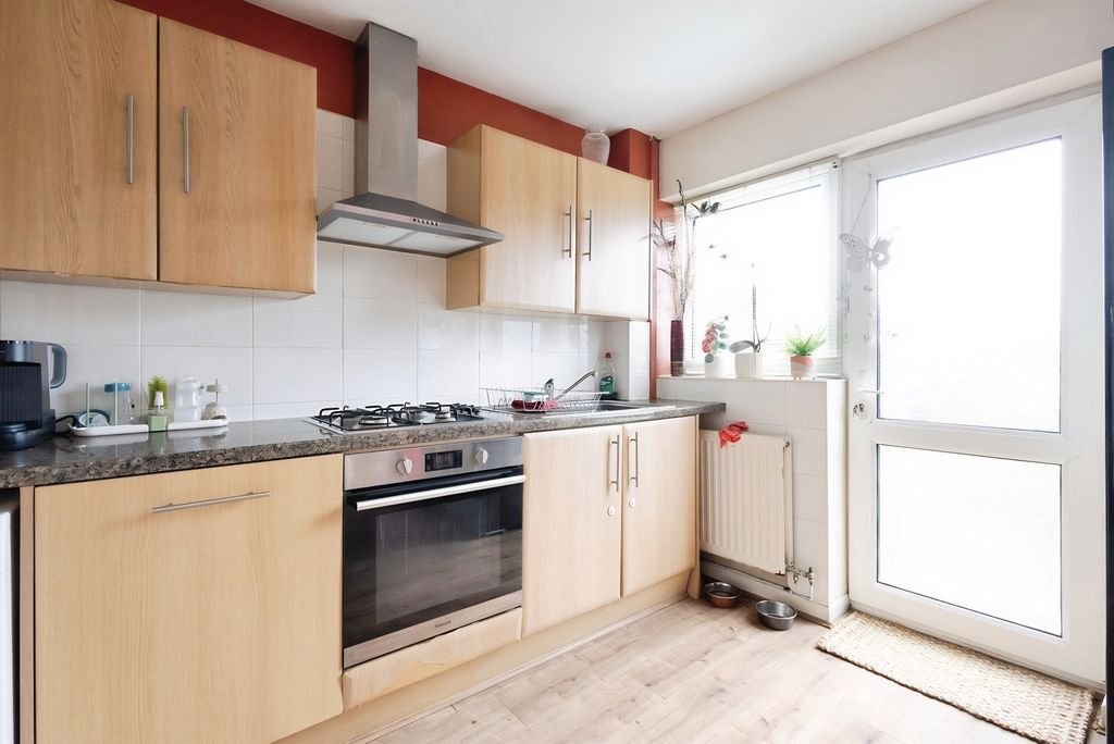 Additional image 7 of 3 bed semi-detached house for saleGreenacre Drive, Bedwas, Caerphilly CF83