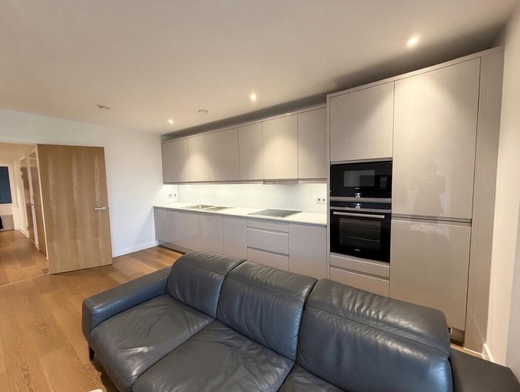 Property photo 3 of 9