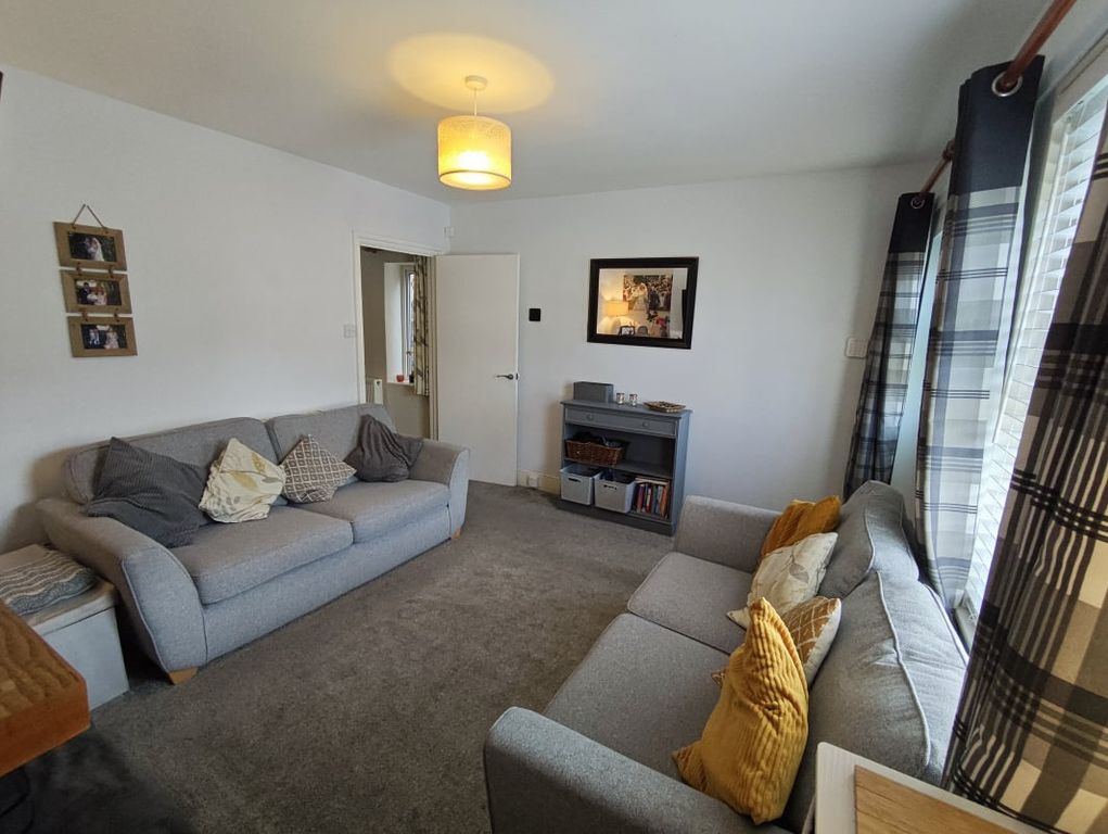 Property photo 3 of 13