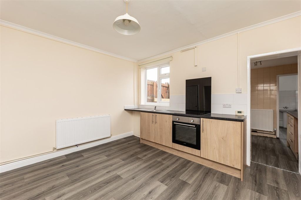 Property photo 2 of 14 5C5A7460.Jpg