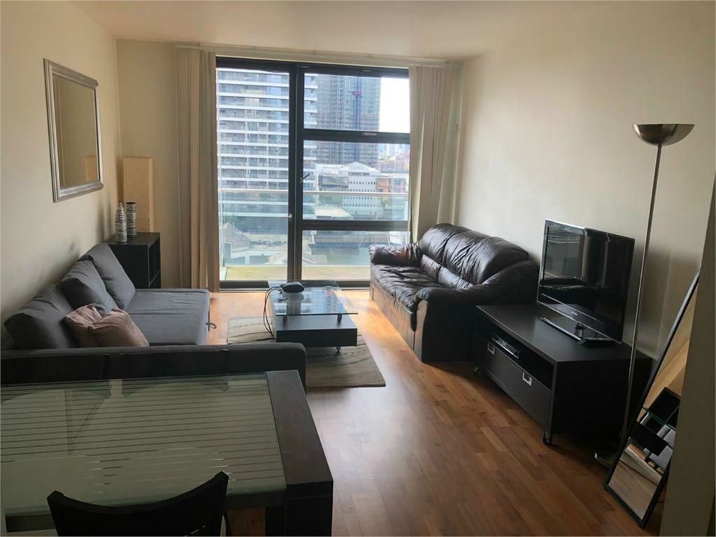 Property photo 2 of 11