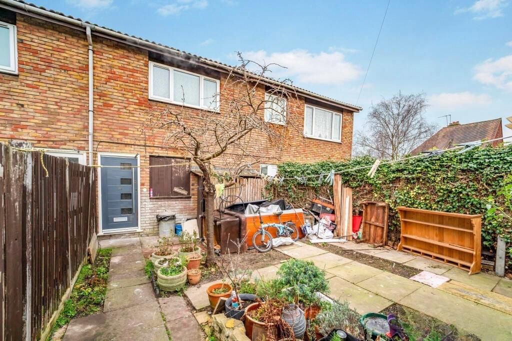 Property photo 1 of 10