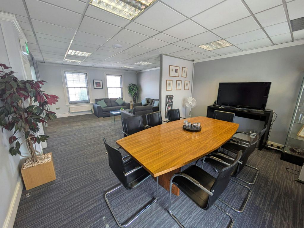 Property photo 3 of 9 1000022864.Jpg