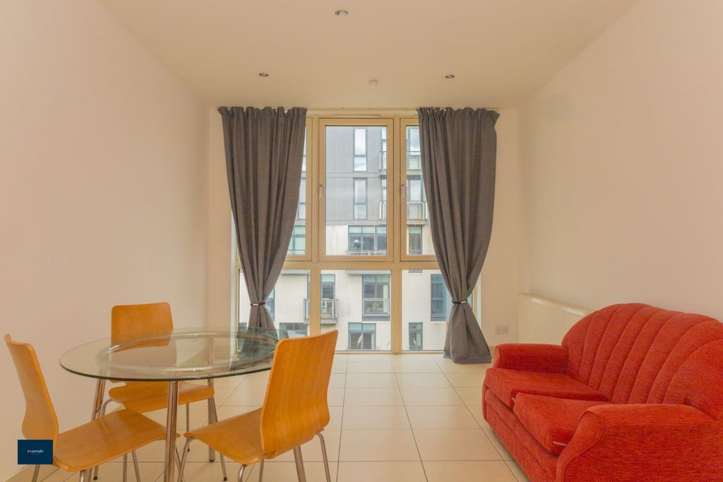 Property photo 3 of 10 Photo 3