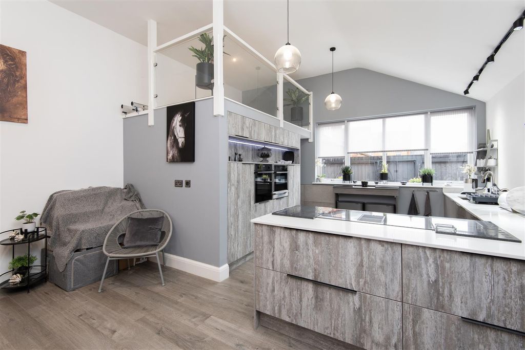 Property photo 3 of 36 Dsc_3569.Jpg