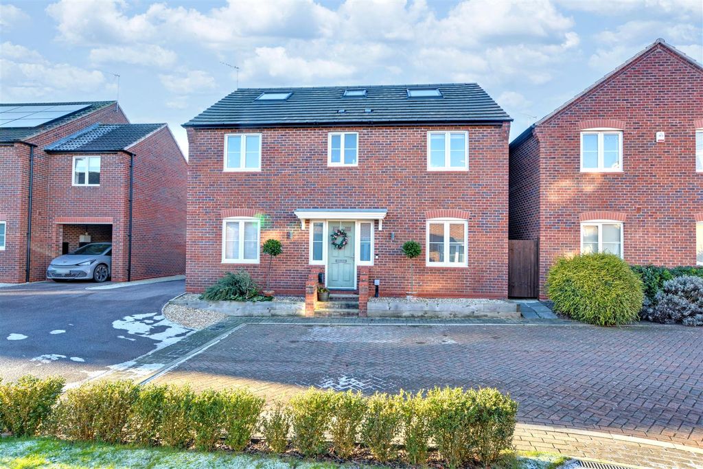 Property photo 1 of 25 Front_1.Jpeg