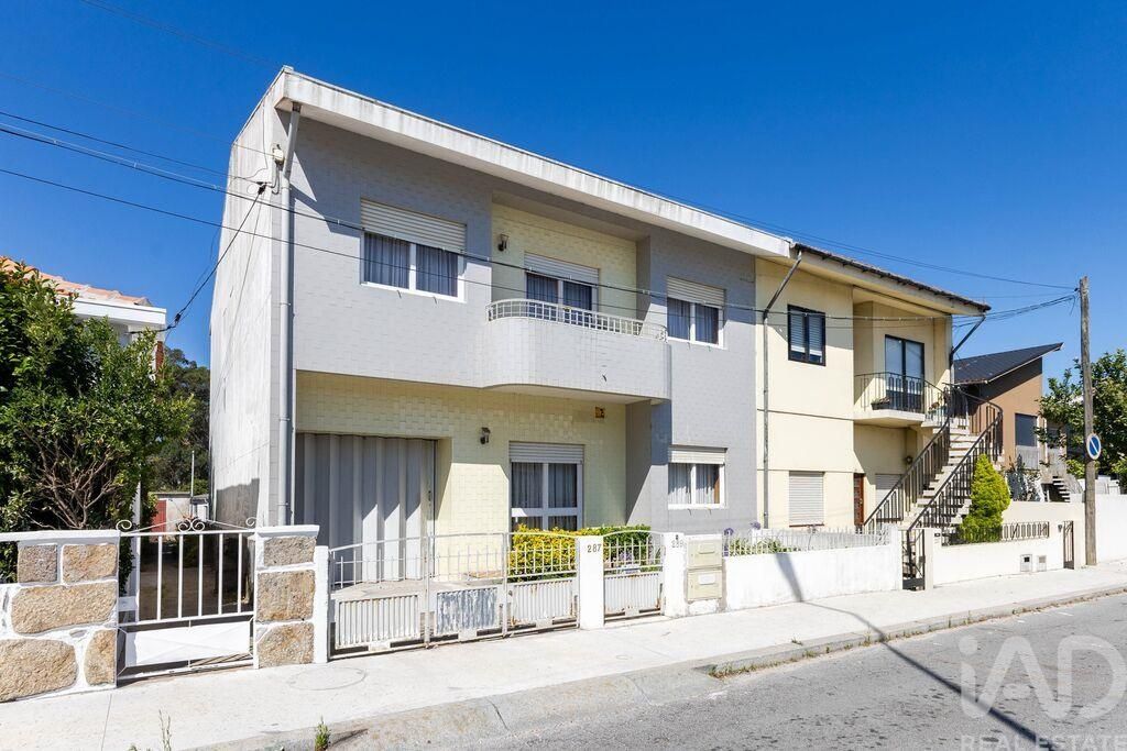 Property photo 1 of 29