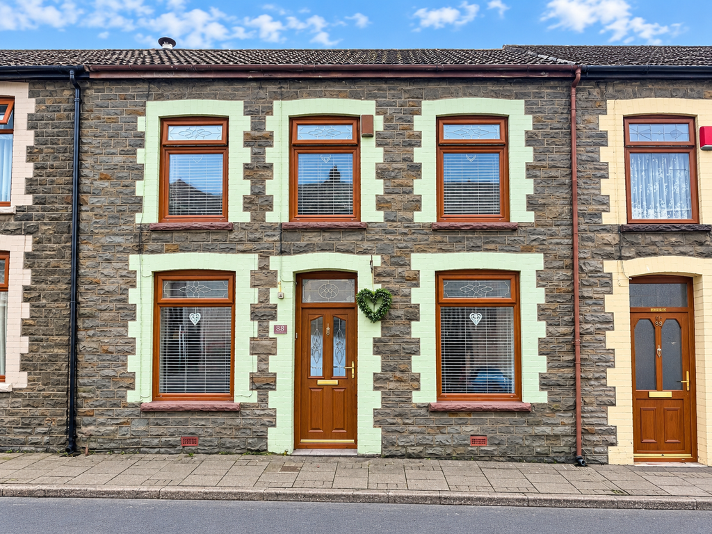 Property photo 1 of 19
