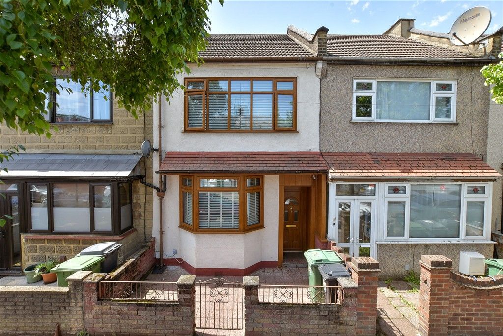 Property photo 1 of 16 External