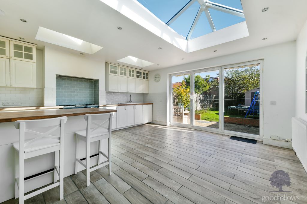 Property photo 1 of 15 Picture No. 07