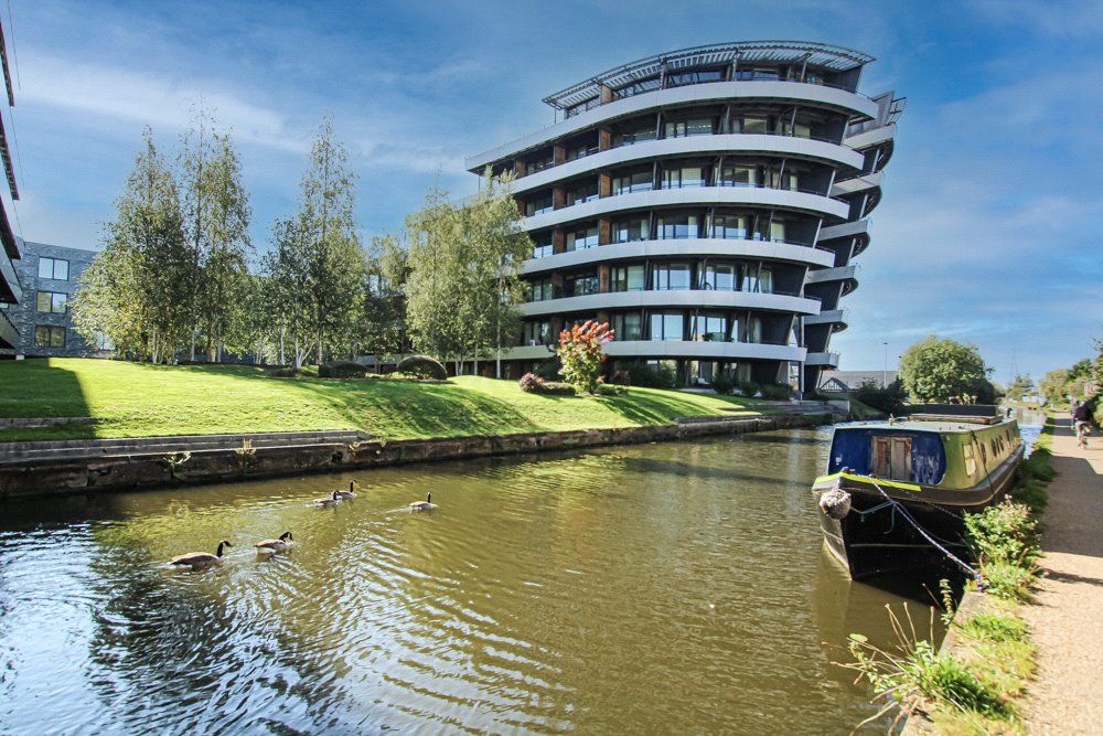 Property photo 1 of 17 Picture No. 01