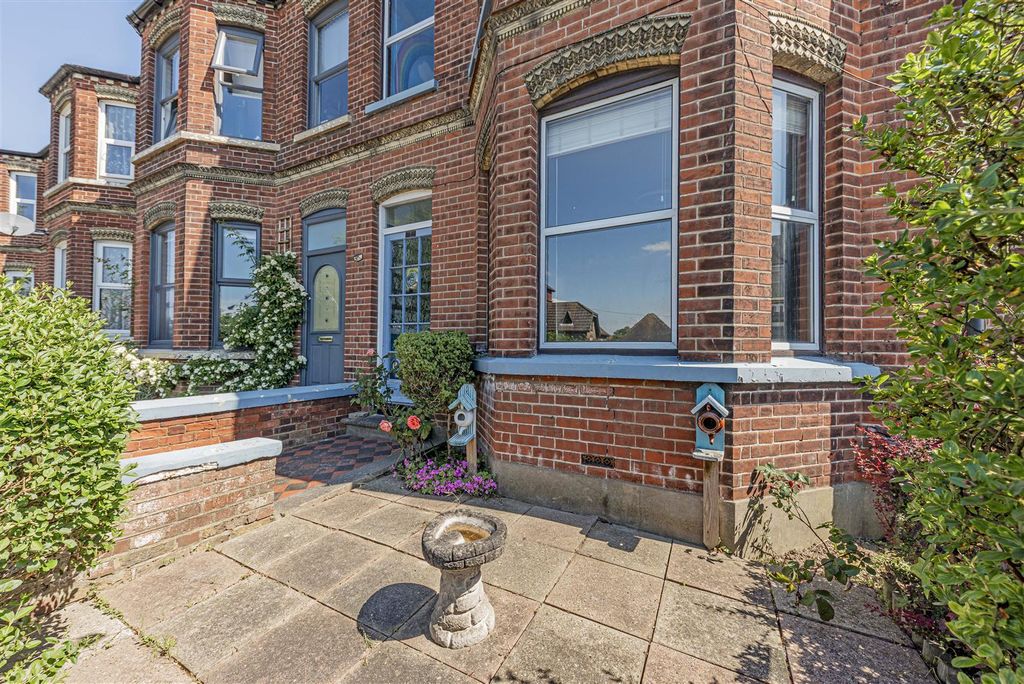 Property photo 3 of 29 L J Imaging-20.Jpg