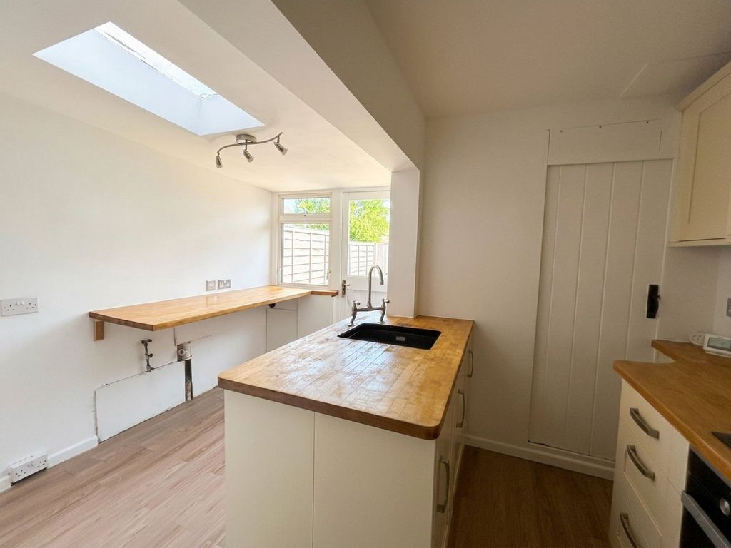 Property photo 3 of 17