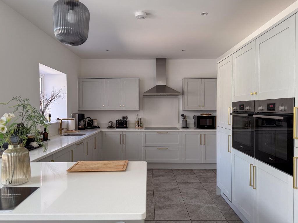 Property photo 3 of 55 Img_0076