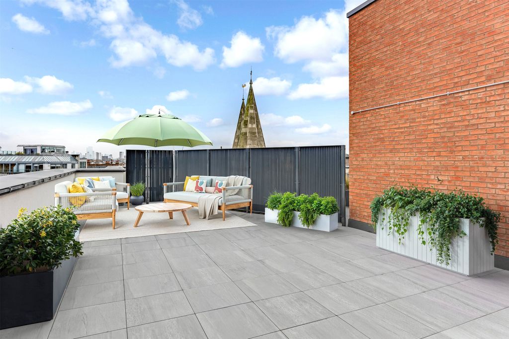 Property photo 2 of 16 Picture No. 57