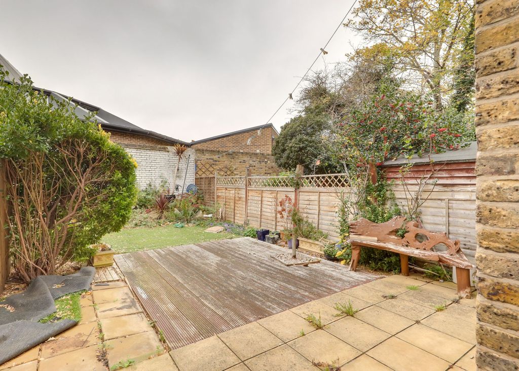 Property photo 3 of 15