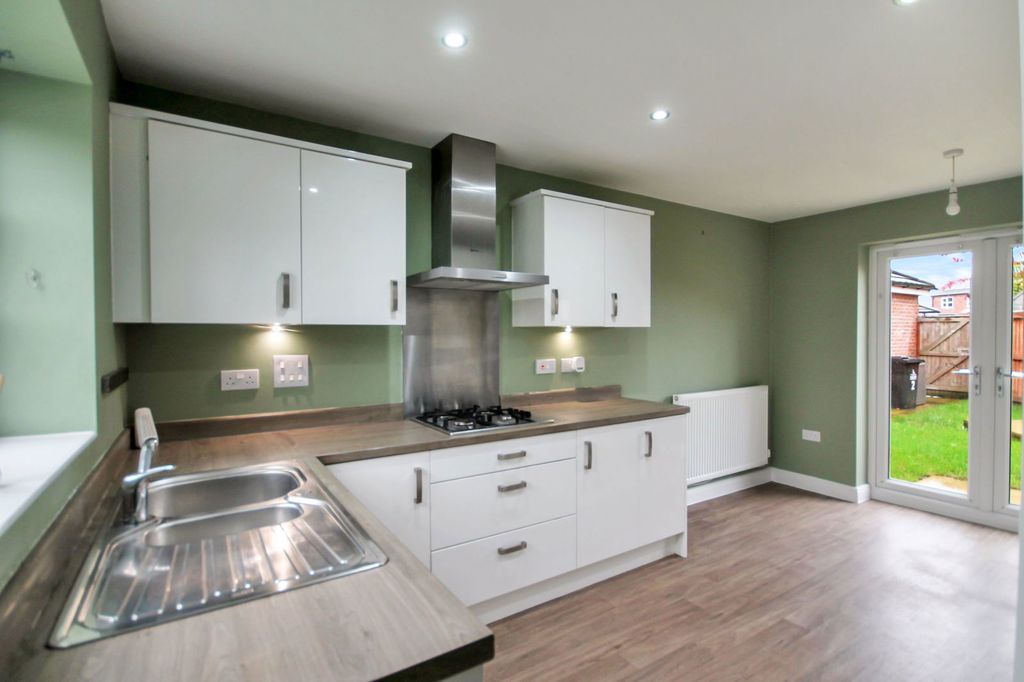 Property photo 3 of 22