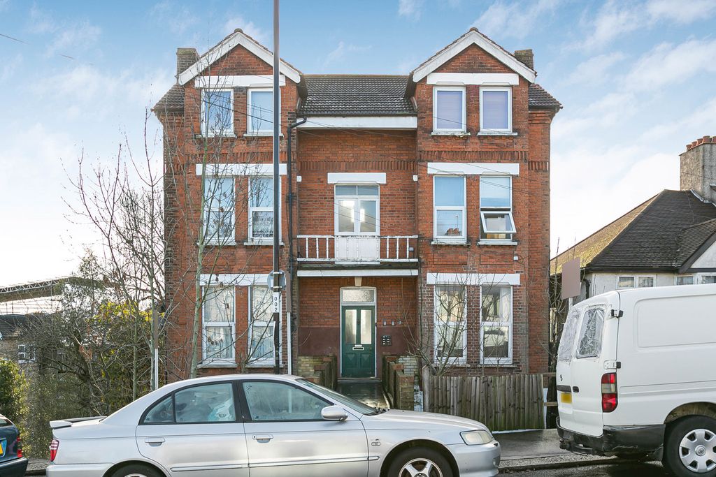 Property photo 1 of 15 Exterior