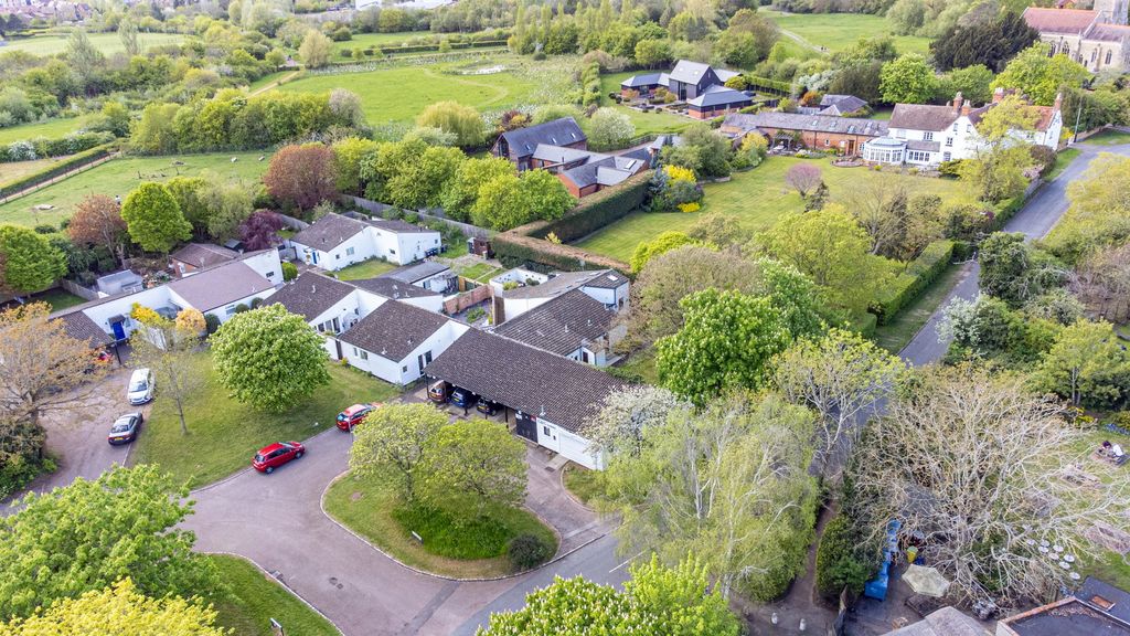 Property photo 1 of 21