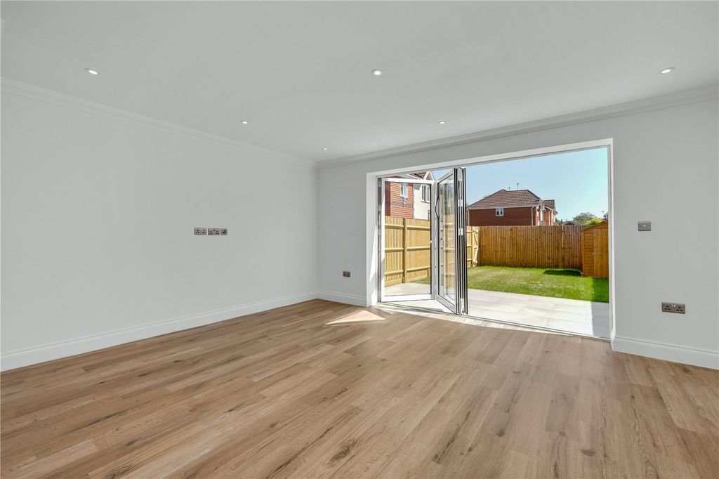 Property photo 2 of 13 Picture No. 09