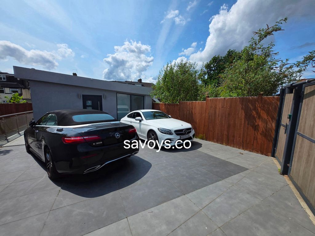 Property photo 1 of 22
