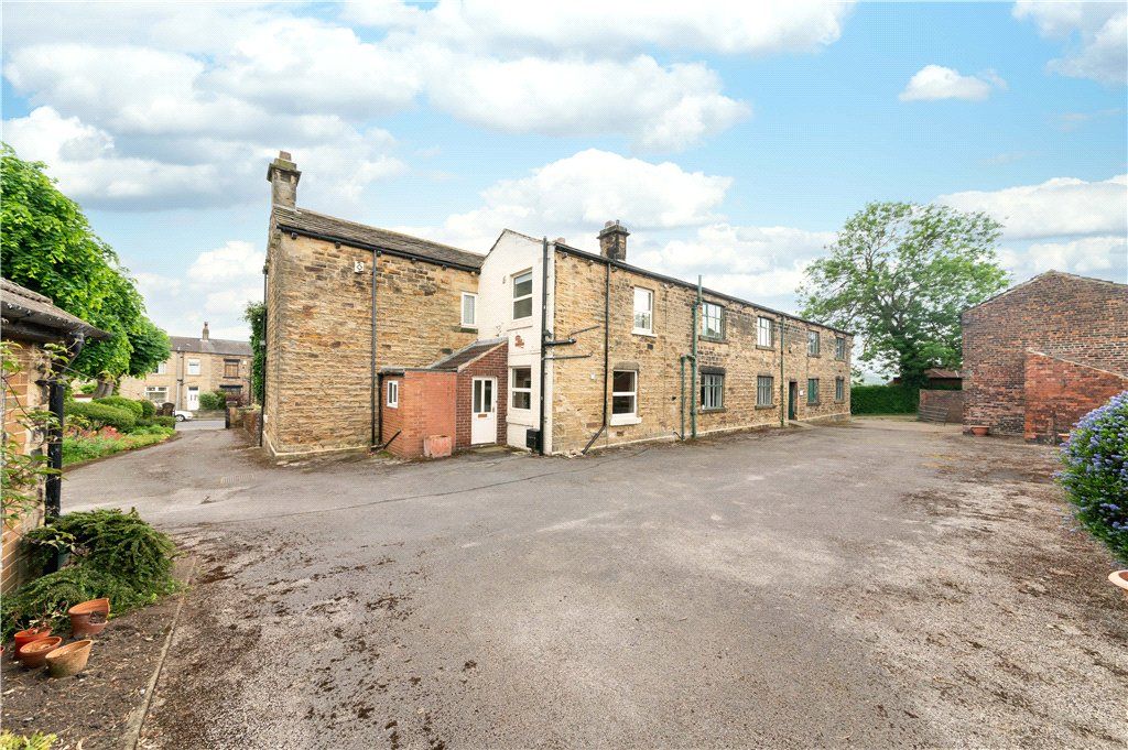 Property photo 2 of 34 External Rear