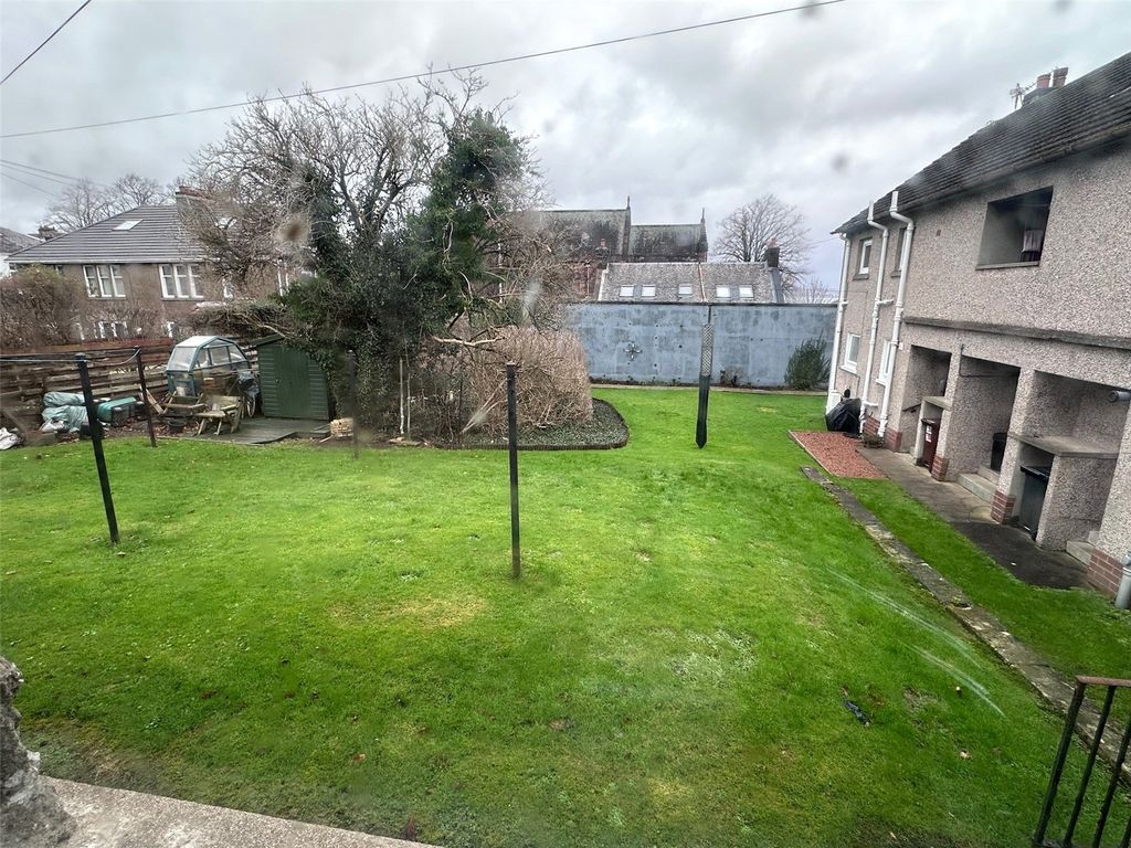 Property photo 3 of 8 Picture No. 01