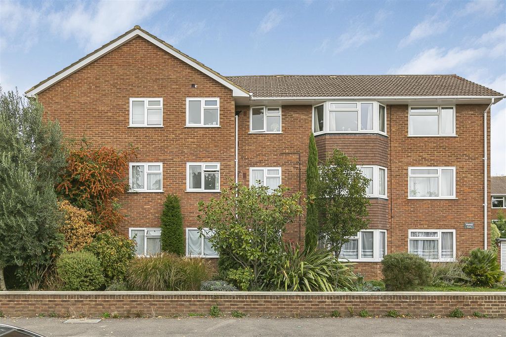 Property photo 1 of 14