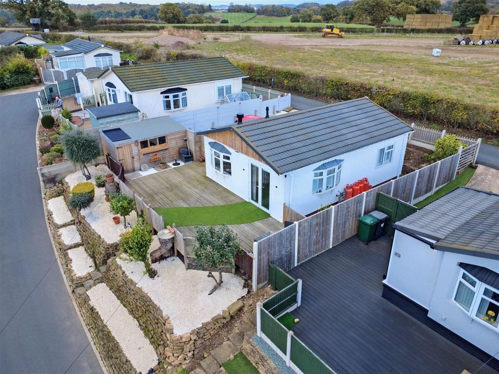 Property photo 1 of 27 Garden_3.Jpeg