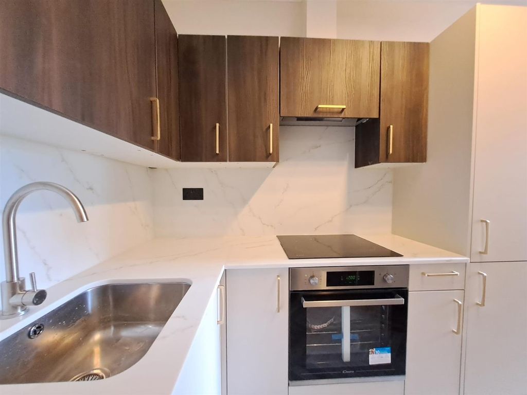 Property photo 3 of 7 Tzrjyrm4S0Oq3-Zrur6Ejw.Jpg