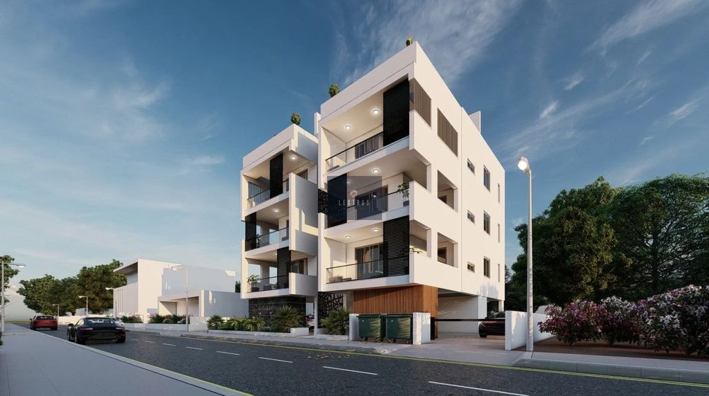 Property photo 3 of 25