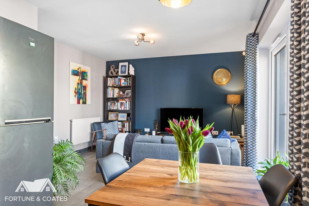 Property photo 3 of 15 Birdcherrylane_13.Jpg