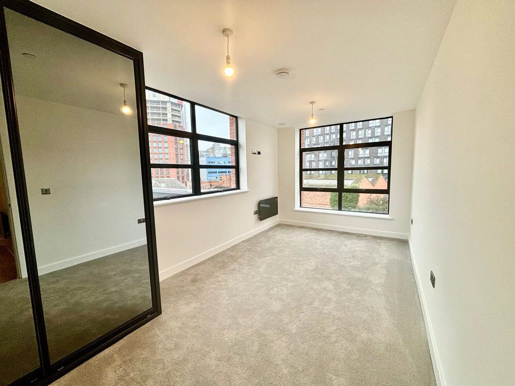 Property photo 2 of 10 Picture No. 09