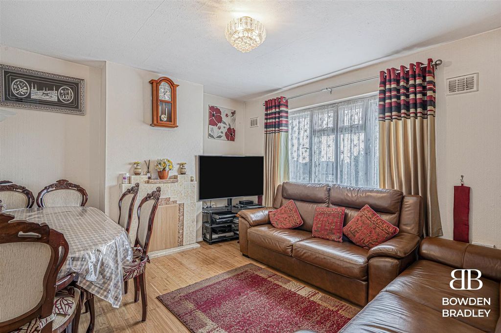 Property photo 2 of 13 Living Room