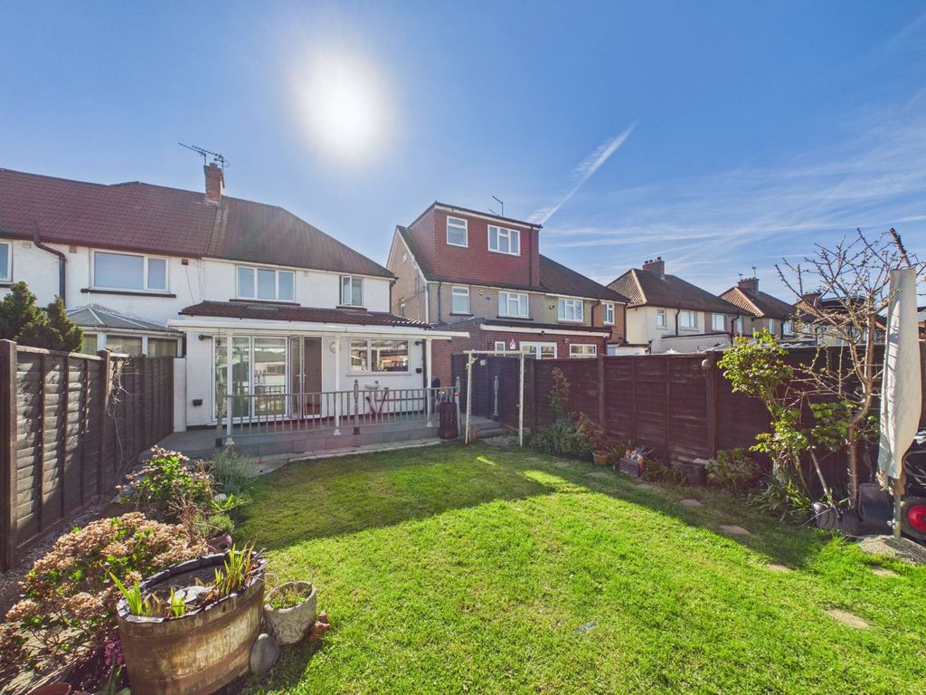 Property photo 3 of 23 Picture No. 34