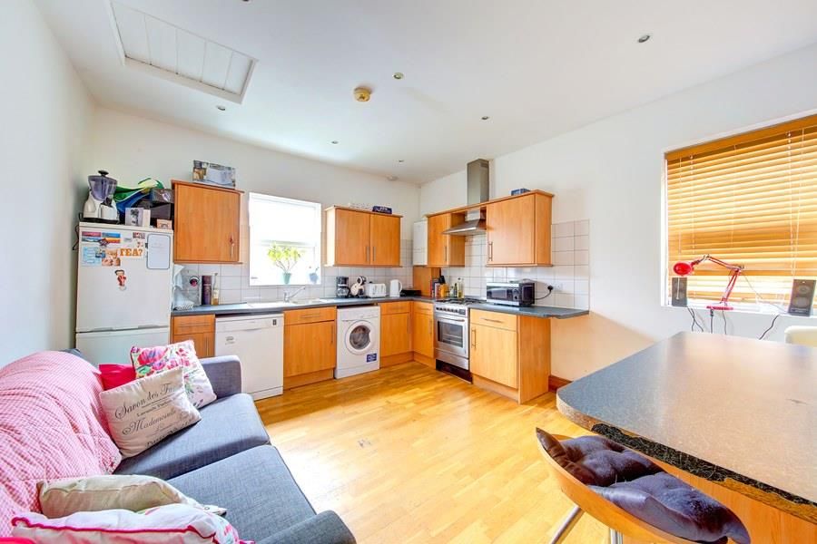 Property photo 1 of 8 Flattorent_Fulham_31
