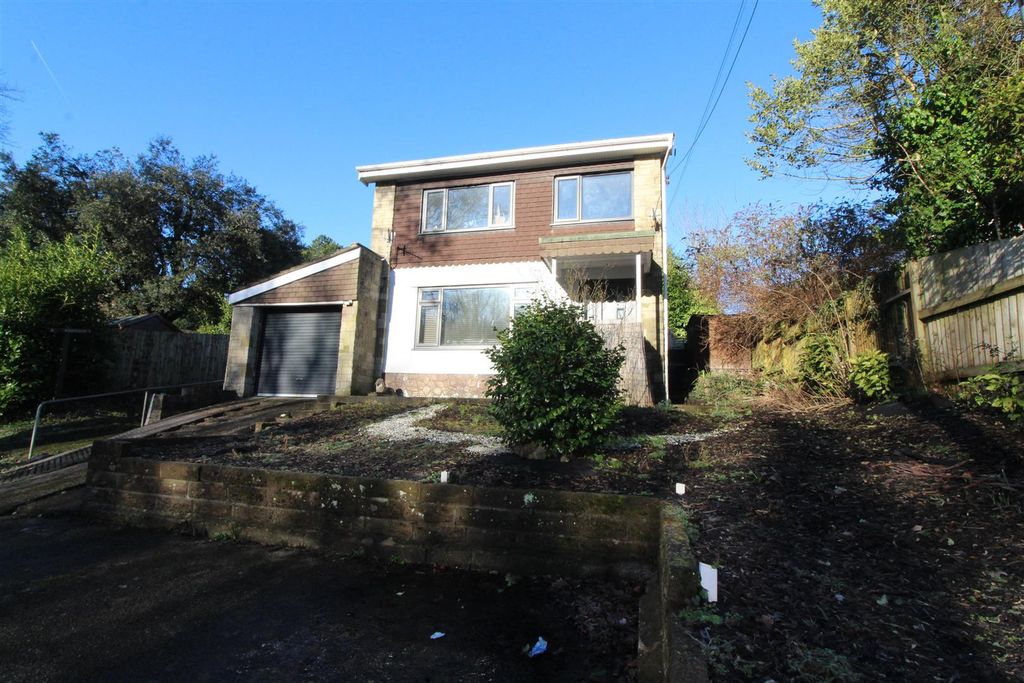 Property photo 1 of 30 Outside