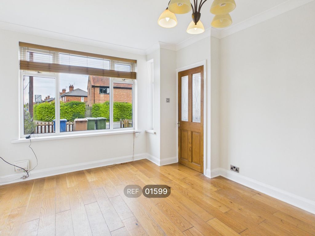 Property photo 2 of 24 Living Room